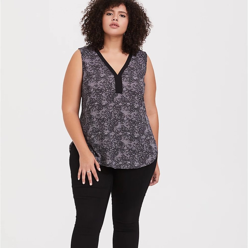 GREY SKULL LACE GEORGETTE TANK
